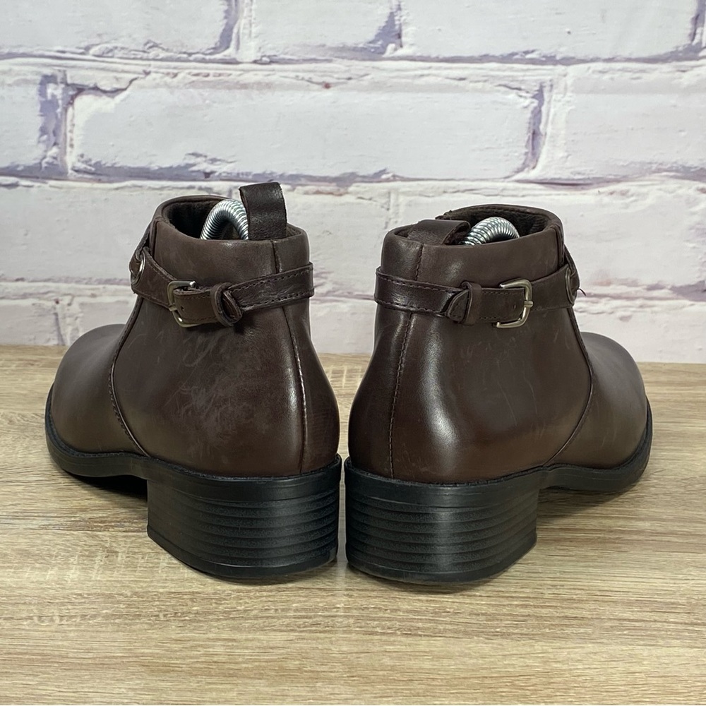Clarks Lea Kittredge Brown Leather Buckle Ankle Boots - Picture 4 of 8